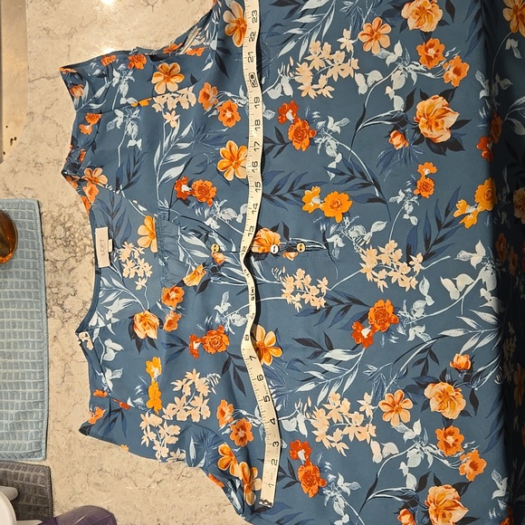 Floral Blue Blouse - Picture 4 of 5